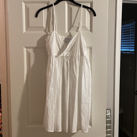 ASOS Design White Dress - Picture 3 of 3